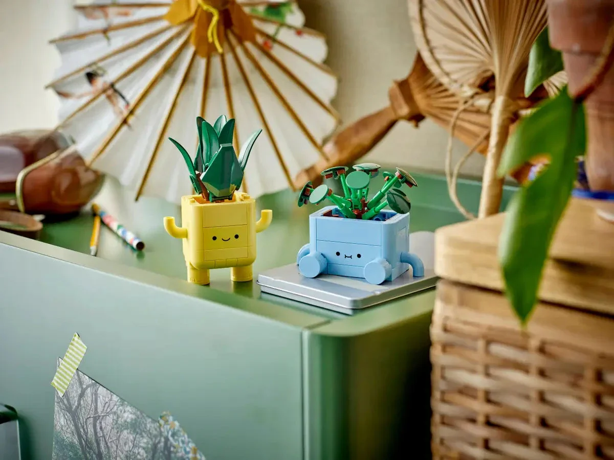 LEGO® Happy Plants - Image 4