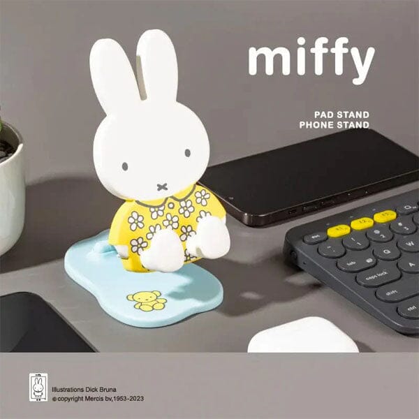 Miffy Folding Phone & Tablet Stand Series 2 Blind Box (1pc) - Image 6